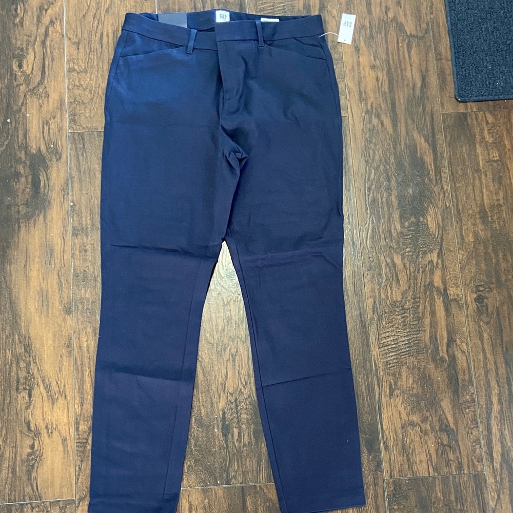 BNWT GAP Dark Blue Signature Skinny Ankle Pants